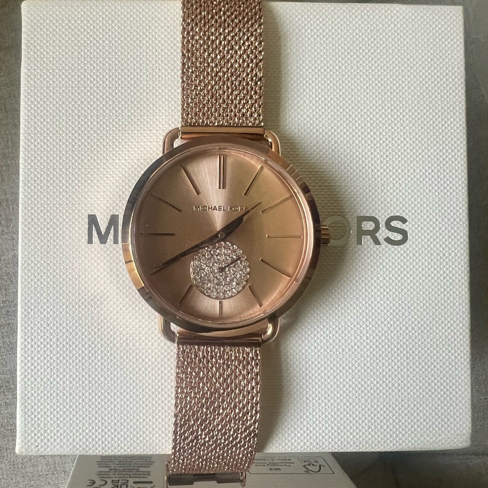 Michael Kors Women's Portia Rose Gold-Tone Stainless Steel Mesh Bracelet Watch - Picture 2 of 7